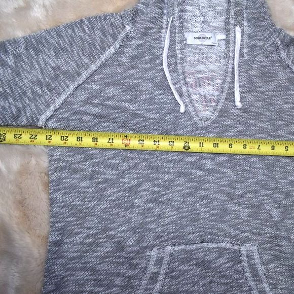 SoulCycle Gray Baha Hoodie Size Medium - Picture 12 of 13